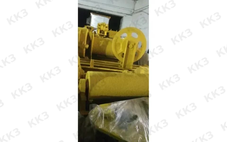 Козловой кран на объекте